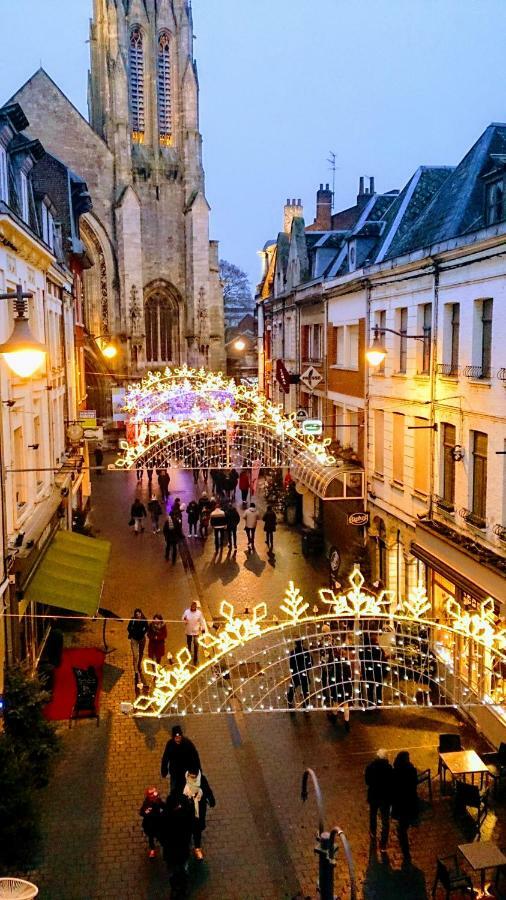 T2 Sur Les Places Аррас Экстерьер фото